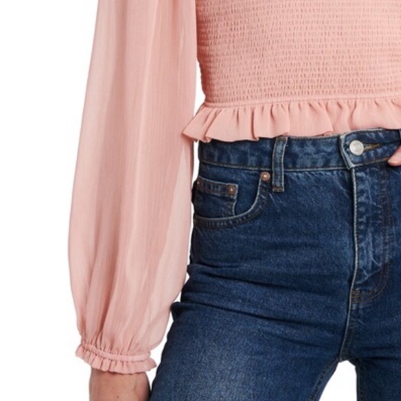 Cute Cece Top - Picture 3 of 5